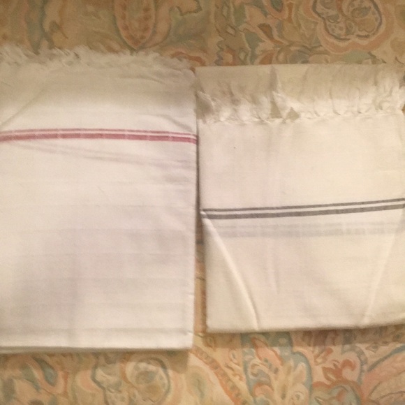 ๐ 3 for $10 Cotton towel bundle ๐ - Picture 6 of 6